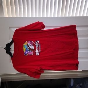 Bucc-ees 2022 40 anniversary tshirt